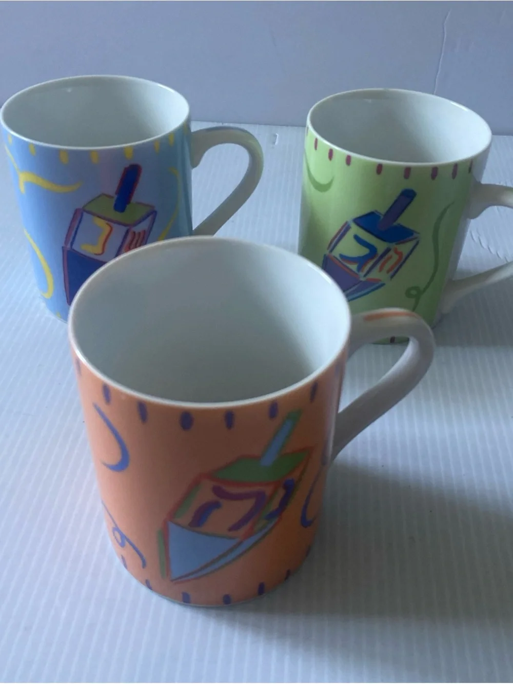 VTG Chanuka Dreidel Retro Cup Set of 3 Ceramics Home Decor Interior Design